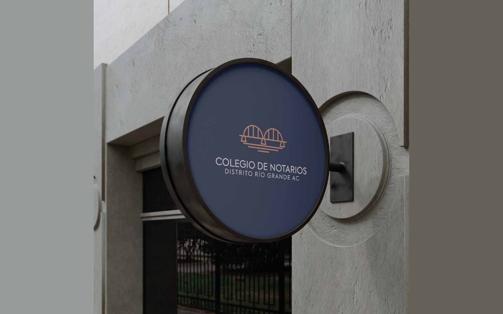 Letrero redondo de la fachada, de Colegio de Notarios Distrito Río Grande